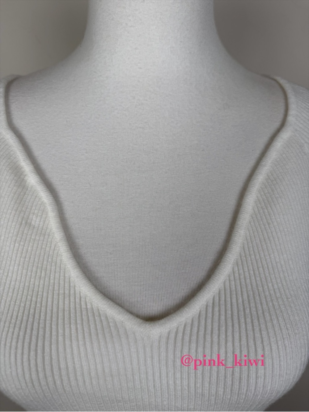 7 For All Mankind Sweetheart Ribbed Top - Picture 4 of 12